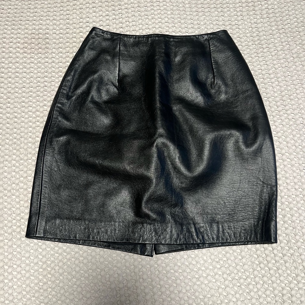 Focus 2000 black leather skirt